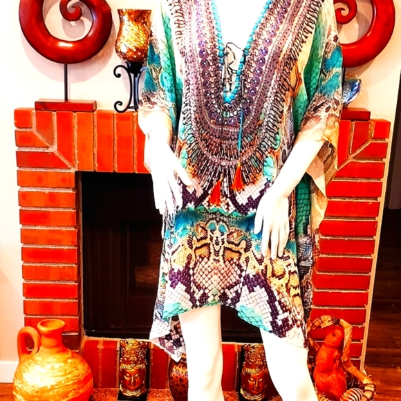 LAST ONE**Jsquad by MANISH VAID Rayon Python Lt.Turq. Kaftan Cover up NWT-M - Picture 4 of 7
